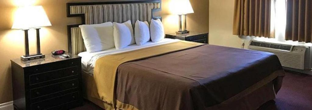 Saddleback 3* Los Angeles